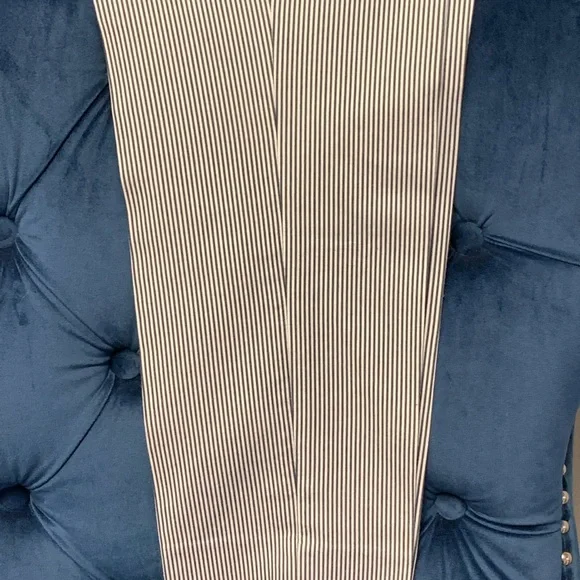 Gap blue and white stripe pants/slacks. Excellent condition. Size 4 - Picture 7 of 12